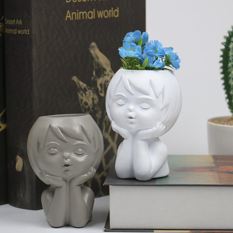 A Meaty Flowerpot In A Simple Office