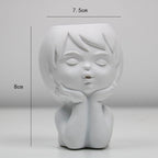 A Meaty Flowerpot In A Simple Office