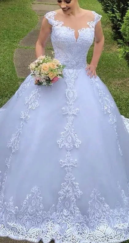 Brides Wedding Dress V-neck Luxury Lace Wedding Gown With Train Classic Ball Gown Plus Size Customized Vestido De Noiva